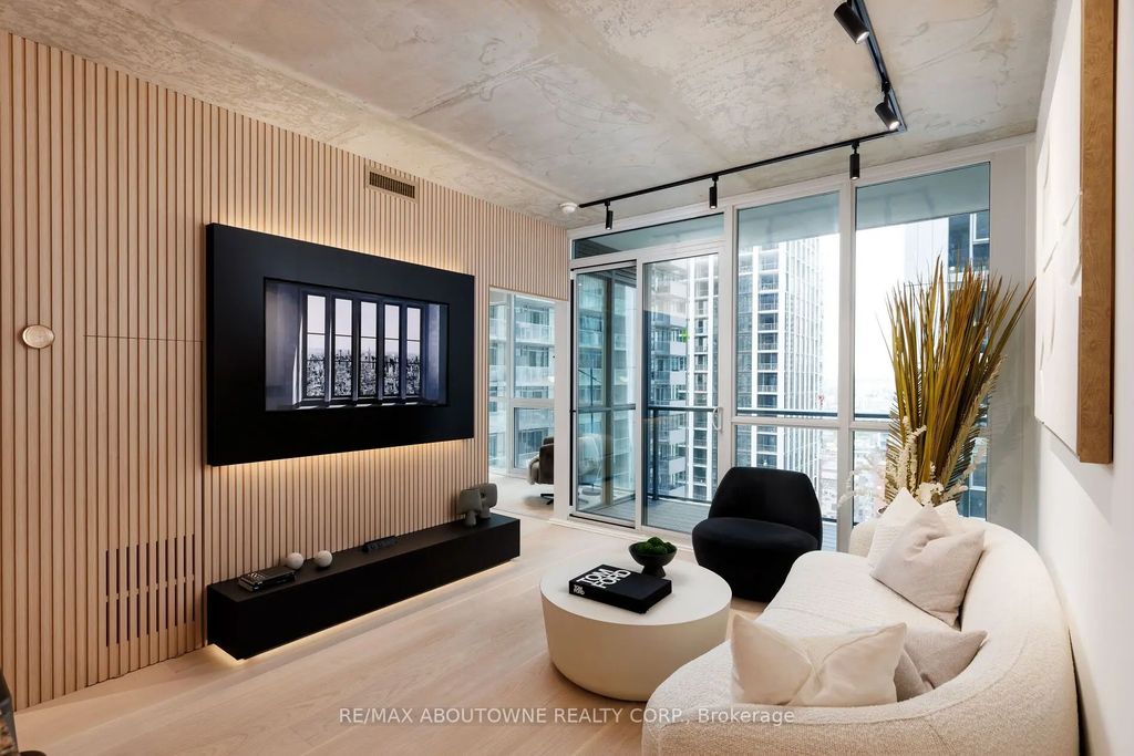 88 Blue Jays Way 2301, Toronto C01