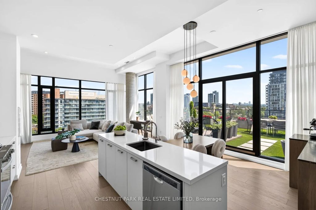 55 Ontario Street 902, Toronto C08