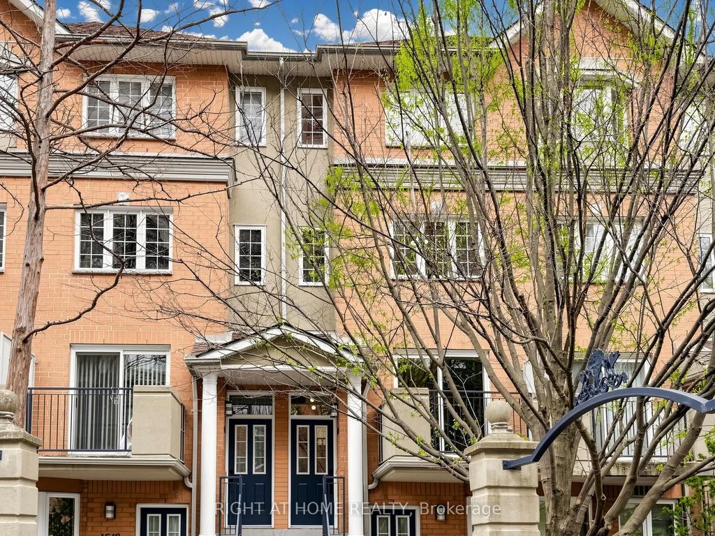 28 Sommerset Way 1520, Toronto C14