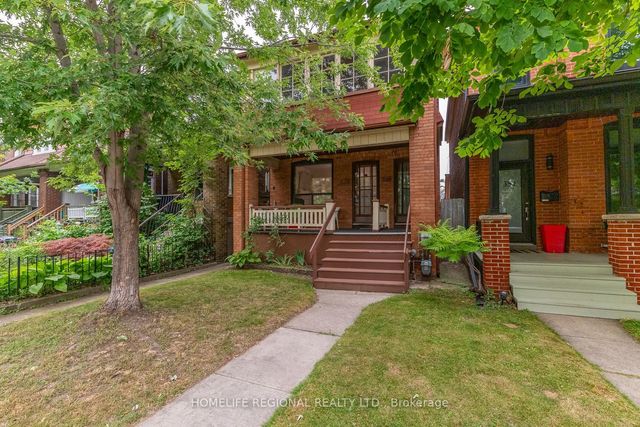 353 St Clarens Avenue, Toronto C01