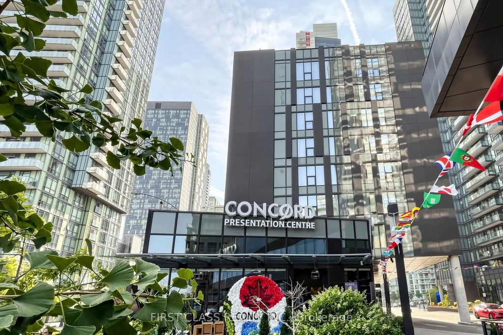 90 Queens Wharf Road 503, Toronto C01