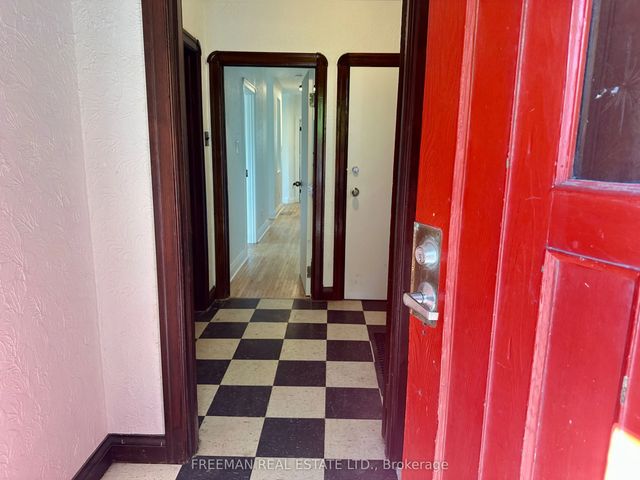 62 Austin Terrace 2, Toronto C02