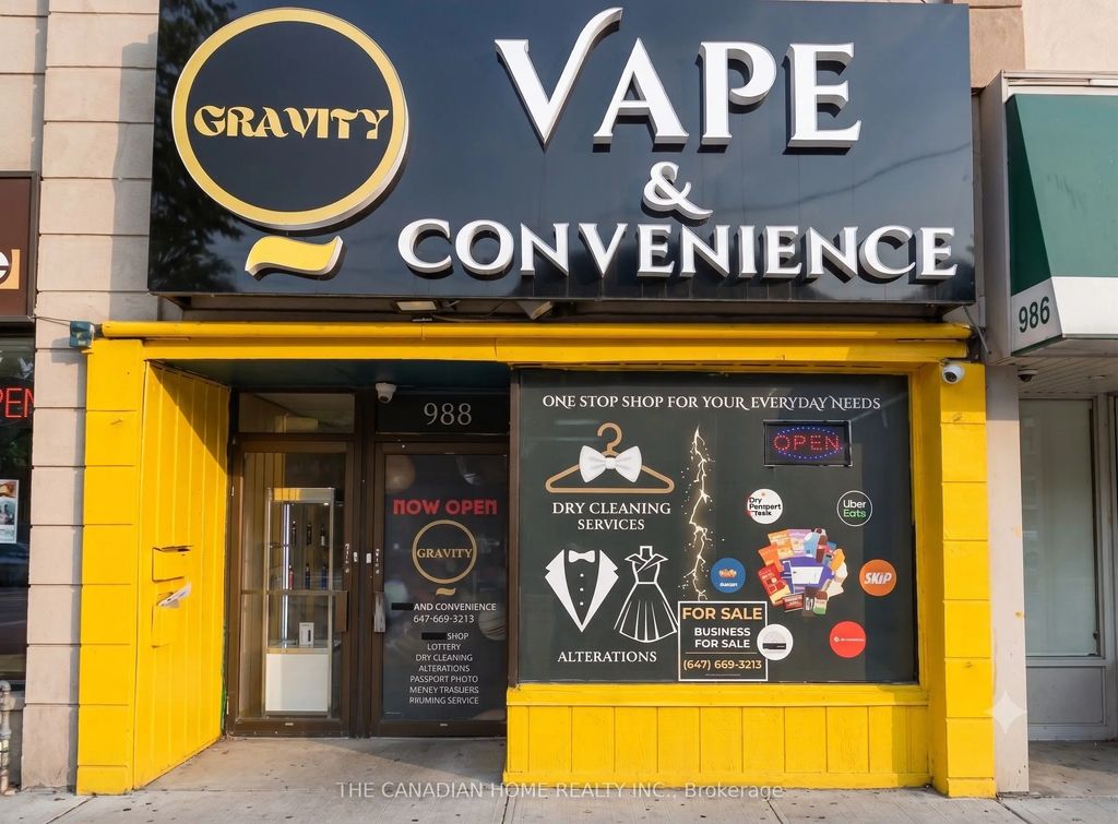988 St Clair Avenue W, Toronto C03