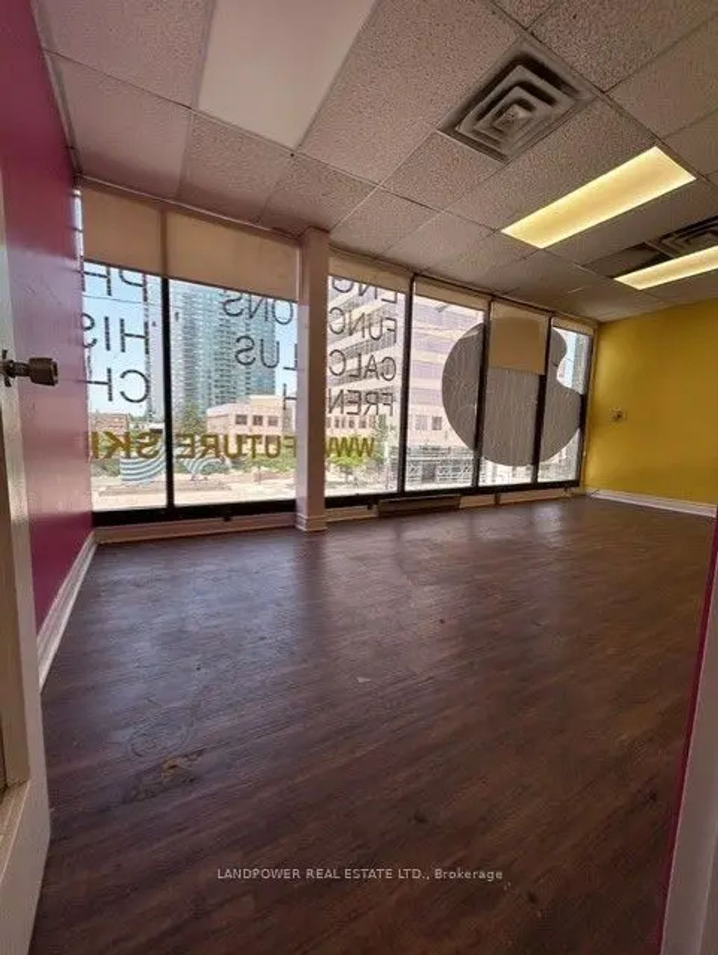 5635 Yonge Street 202, Toronto C14