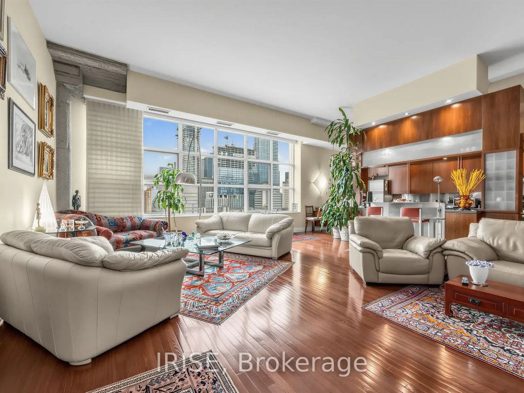 155 Dalhousie Street W 1014, Toronto C08