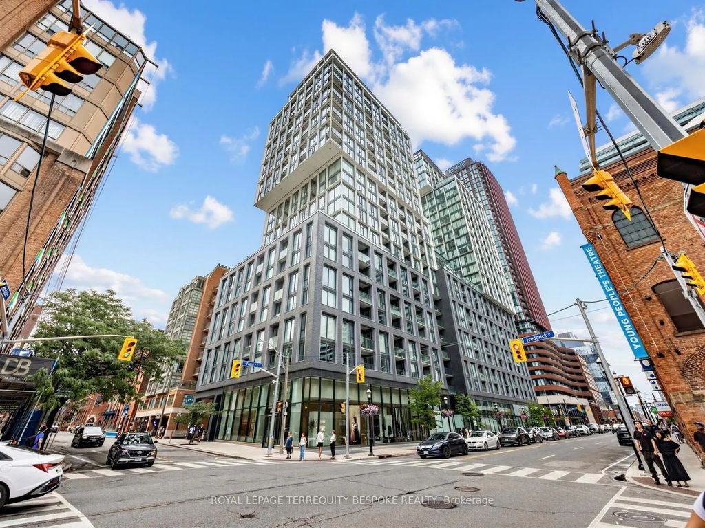 158 Front Street E 419, Toronto C08