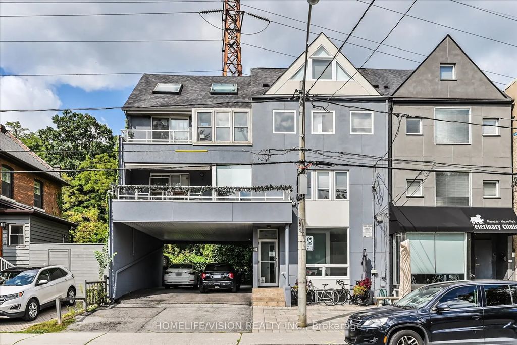 400 Summerhill Avenue 3rd Flr, Toronto C09
