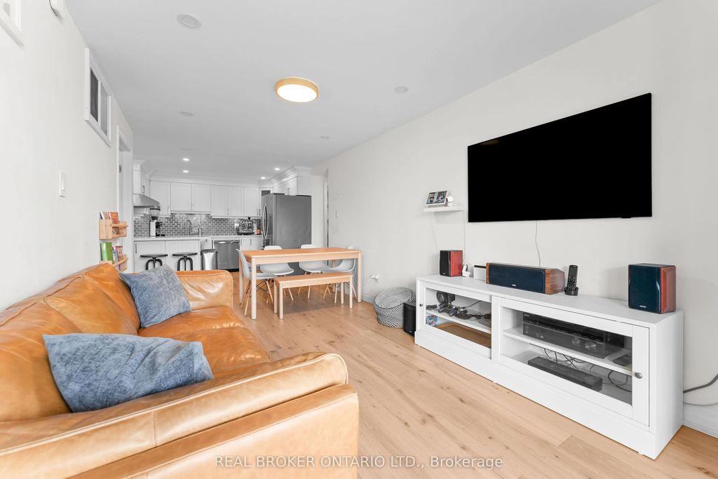 99 Cameron Street 502, Toronto C01