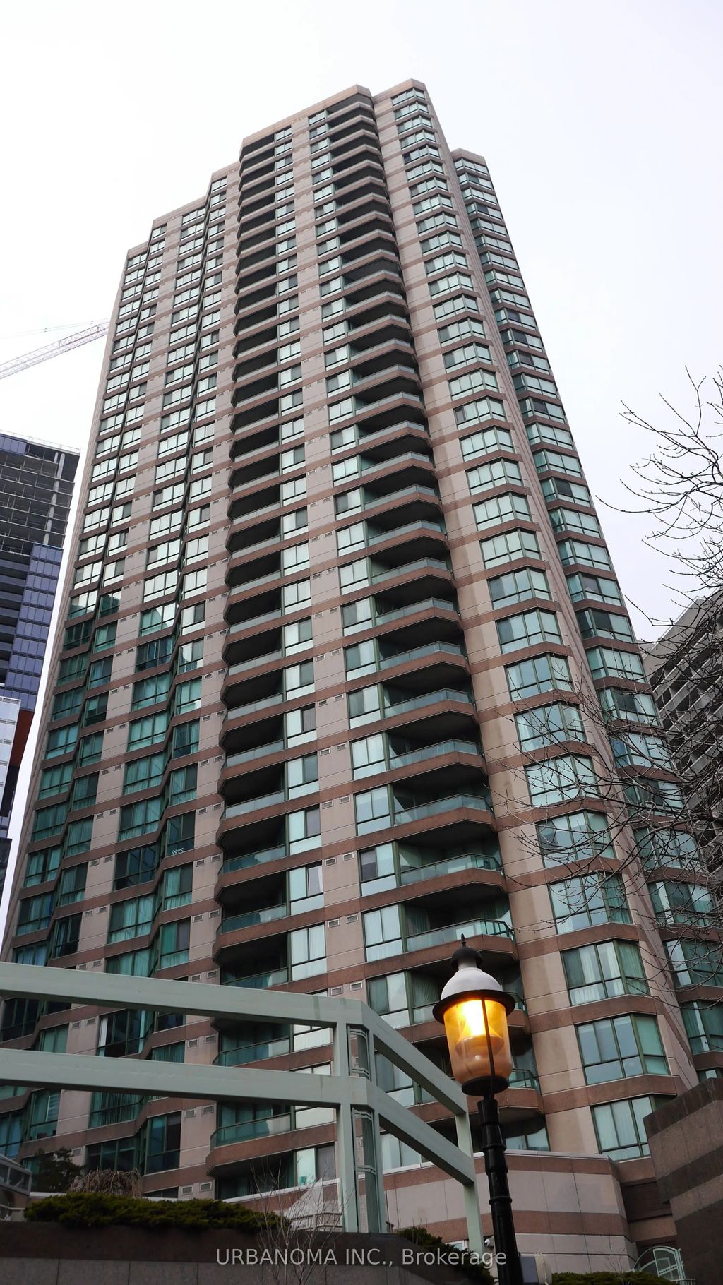 38 Elm Street 3200, Toronto C01