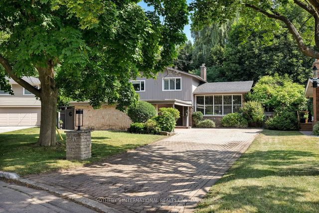 60 Doonaree Drive, Toronto C13