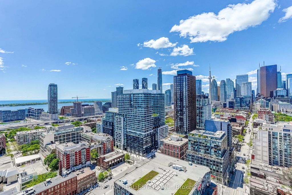 284 King Street E 2802, Toronto C08