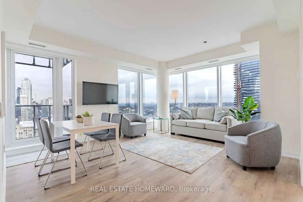 28 Freeland St. Street 4007, Toronto C08