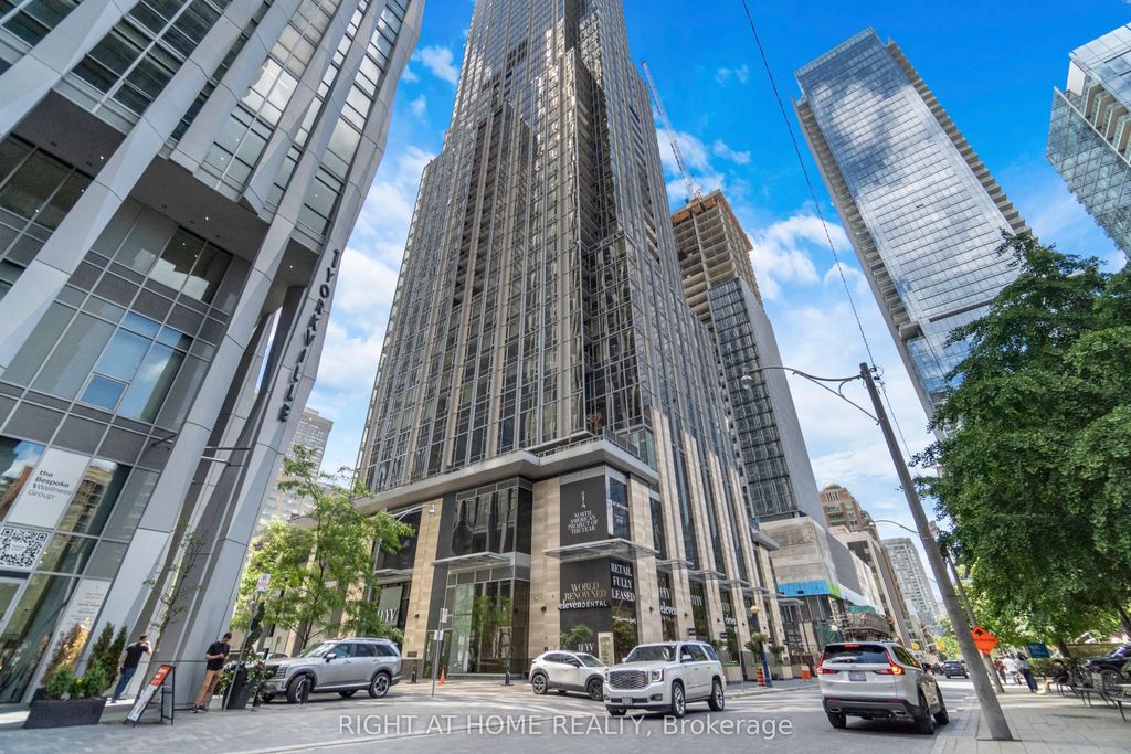 11 Yorkville Avenue 2113, Toronto C02