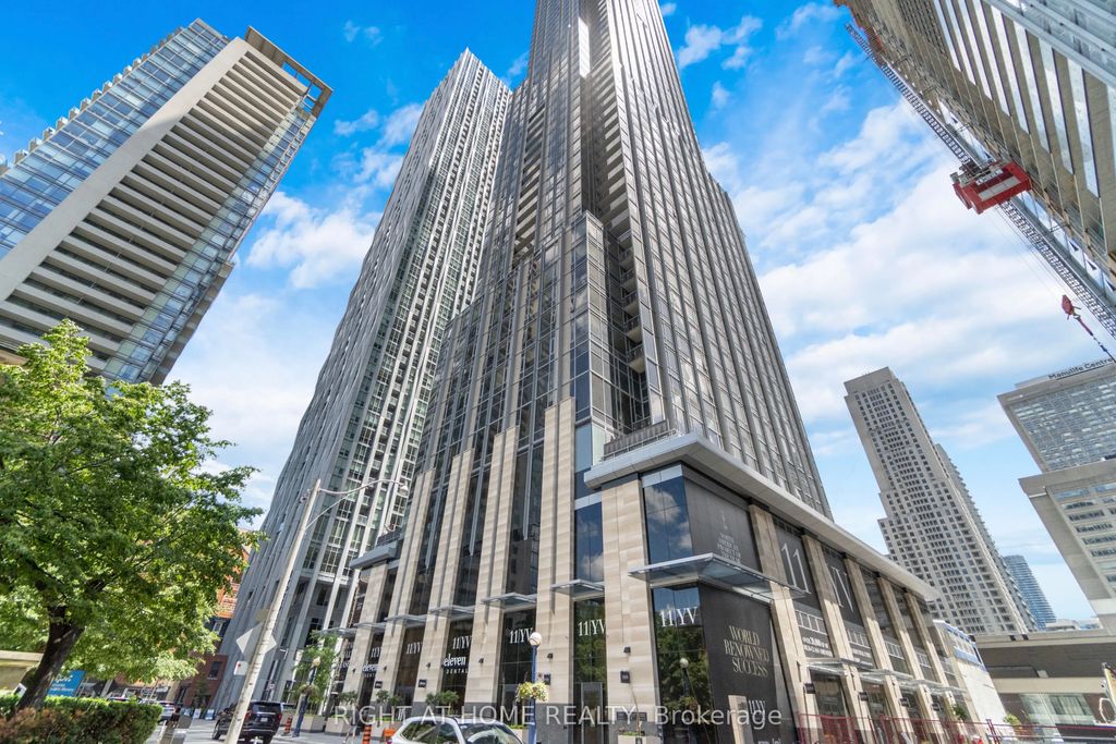 11 Yorkville Avenue 2113, Toronto C02