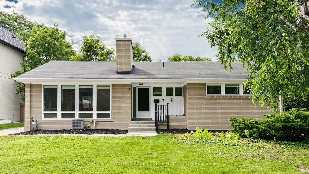 3 Greengate Road, Toronto C13