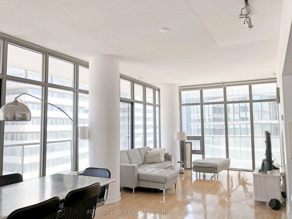 33 Charles Street E 2511, Toronto C08