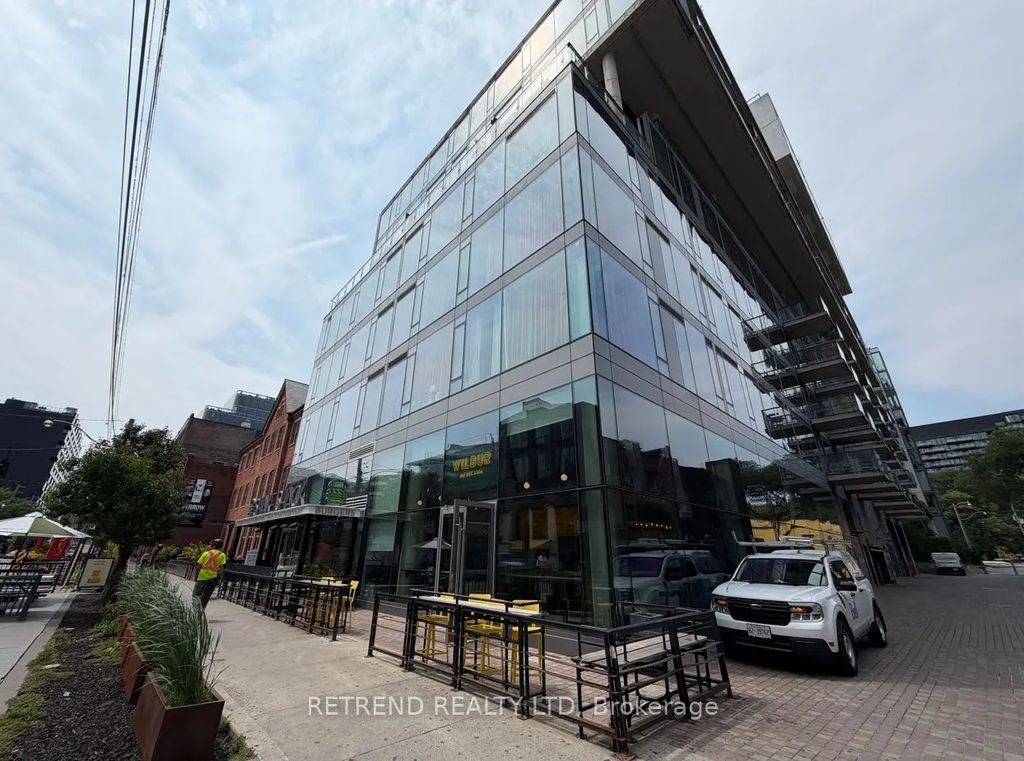 560 King Street W 610, Toronto C01