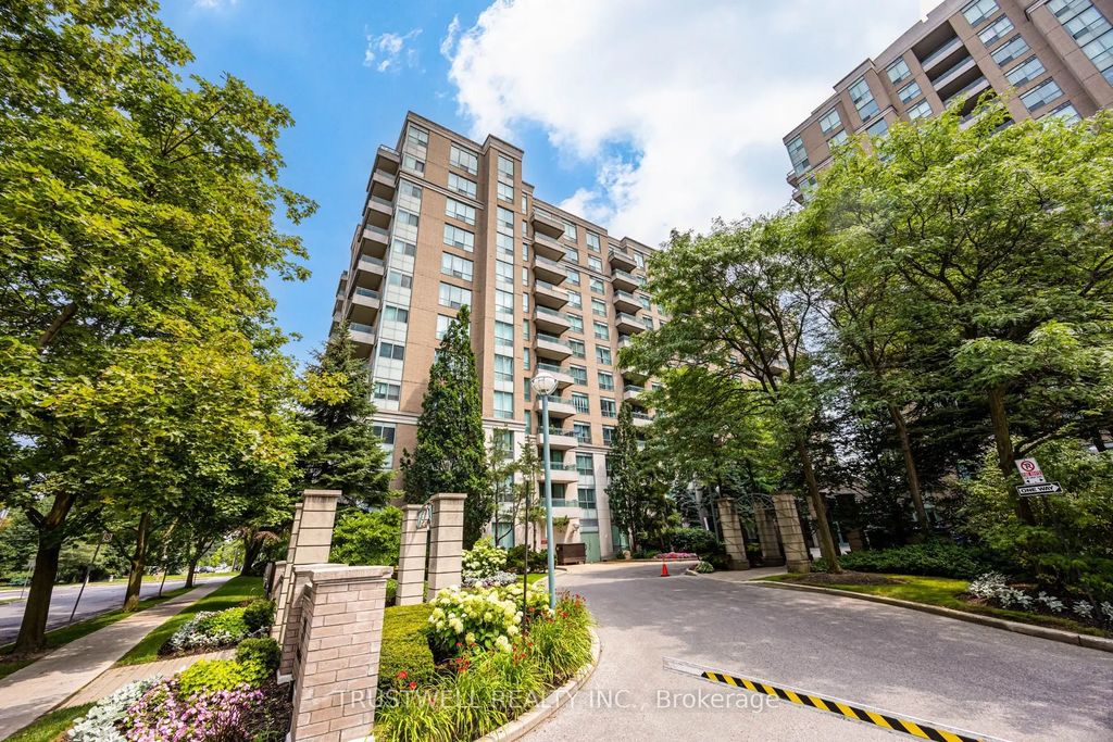 39 Pemberton Avenue 401, Toronto C14