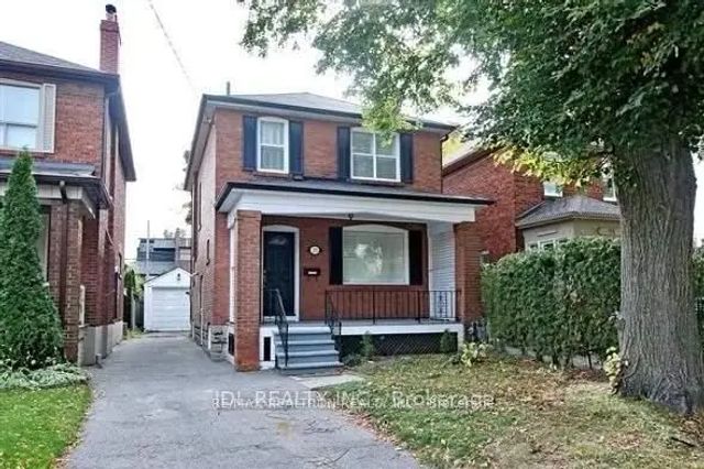 23 Bowood Avenue, Toronto C04