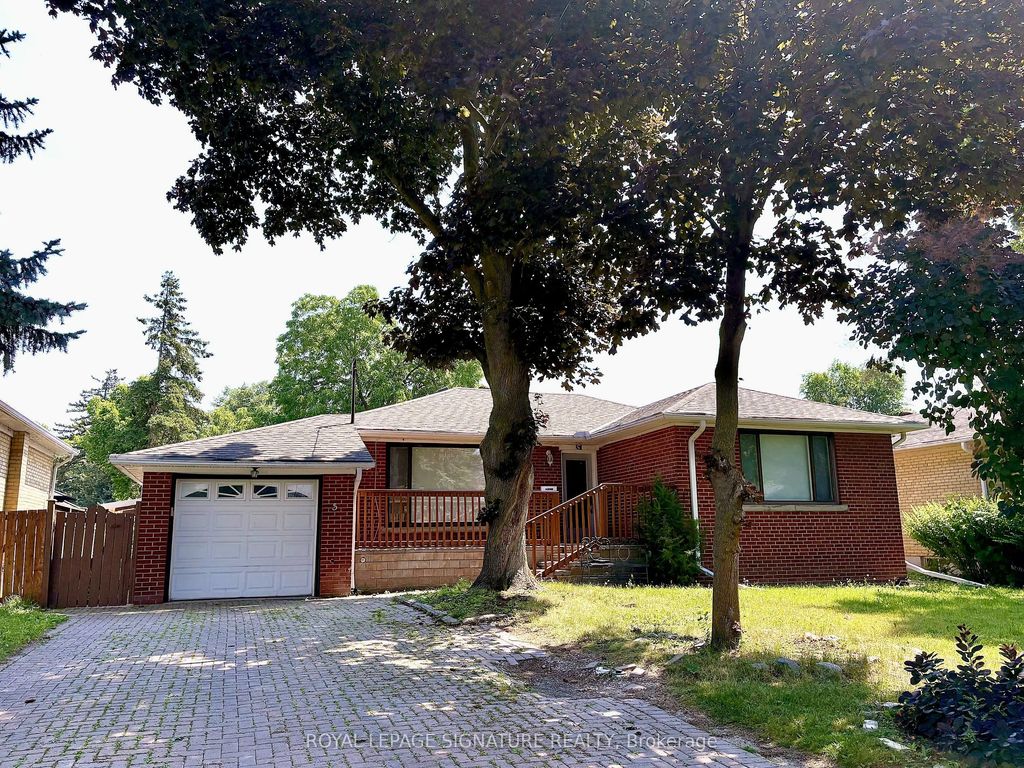 5 Carnegie Court Basement, Toronto C07