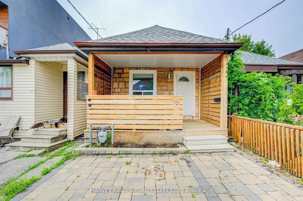 184 Cedric Avenue Lower, Toronto C03
