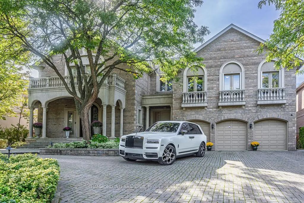32 Arjay Crescent, Toronto C12