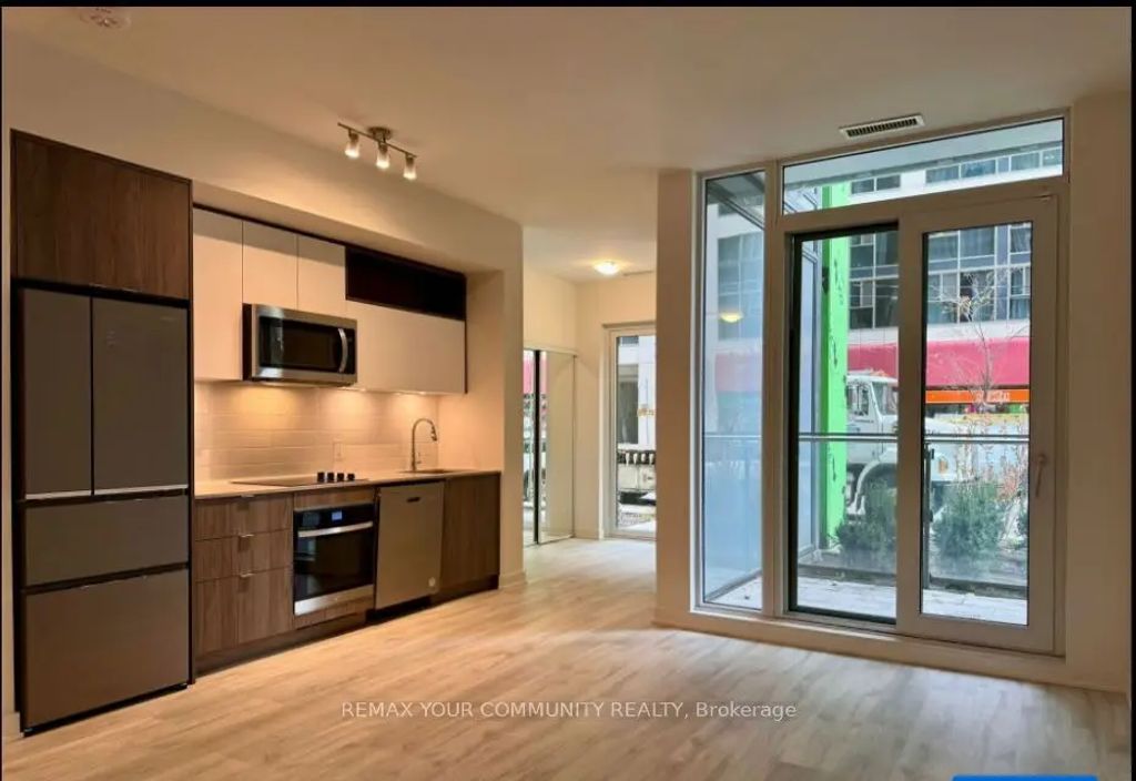 60 Princess Avenue 102 Se, Toronto C08