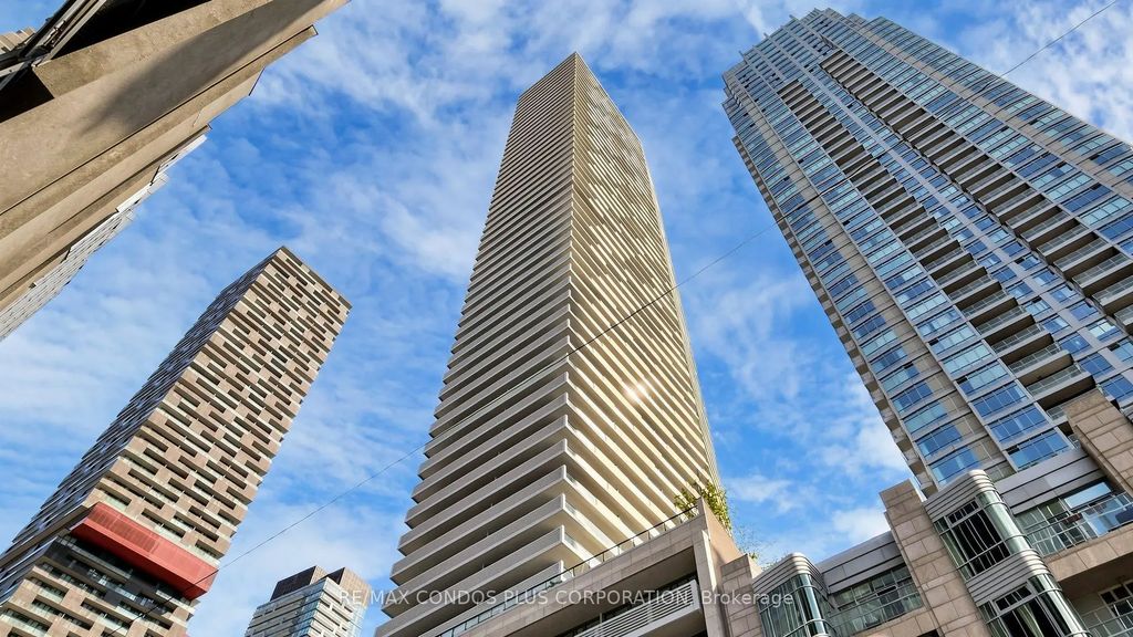 2221 Yonge Street 506, Toronto C10