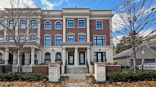 2466b Bayview Avenue, Toronto C12