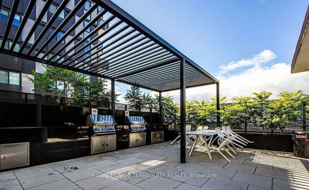 30 Tretti Way 720, Toronto C06