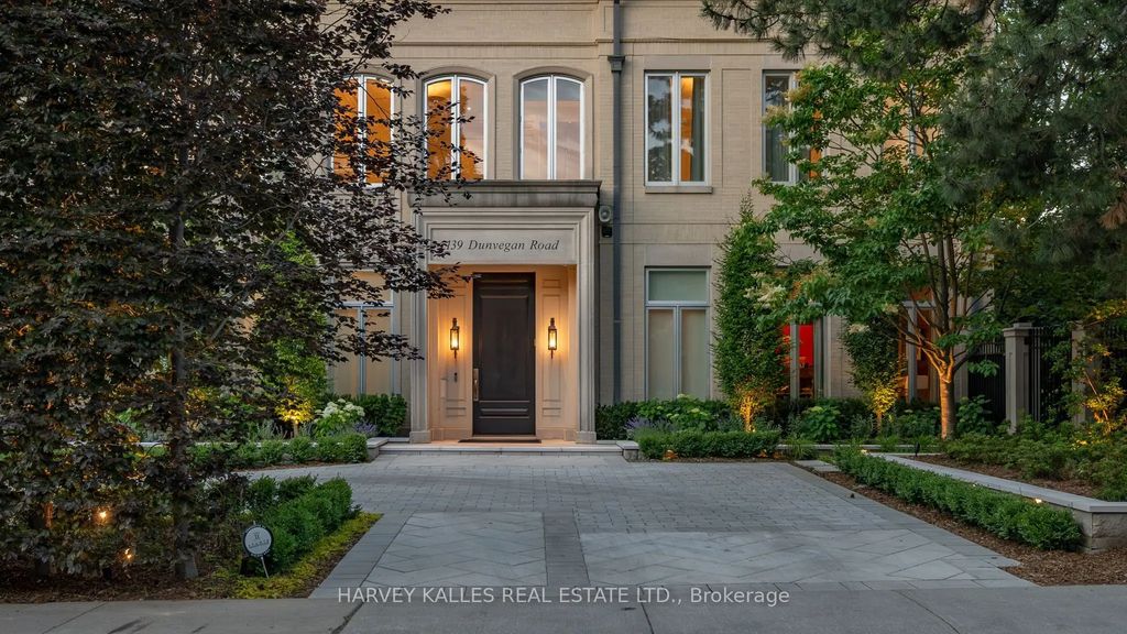 139 Dunvegan Road, Toronto C03
