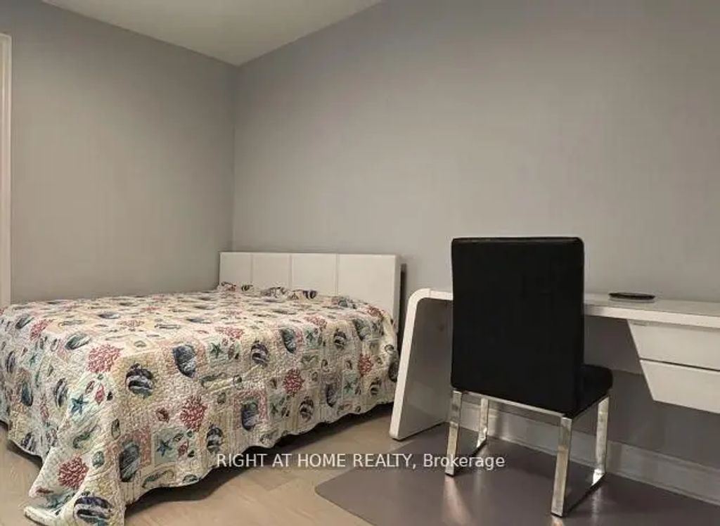 14 Ptarmigan Lower, Unit # 1 Crescent, Toronto C13