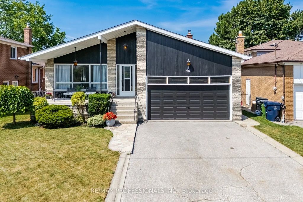 90 Peckham Avenue, Toronto C07