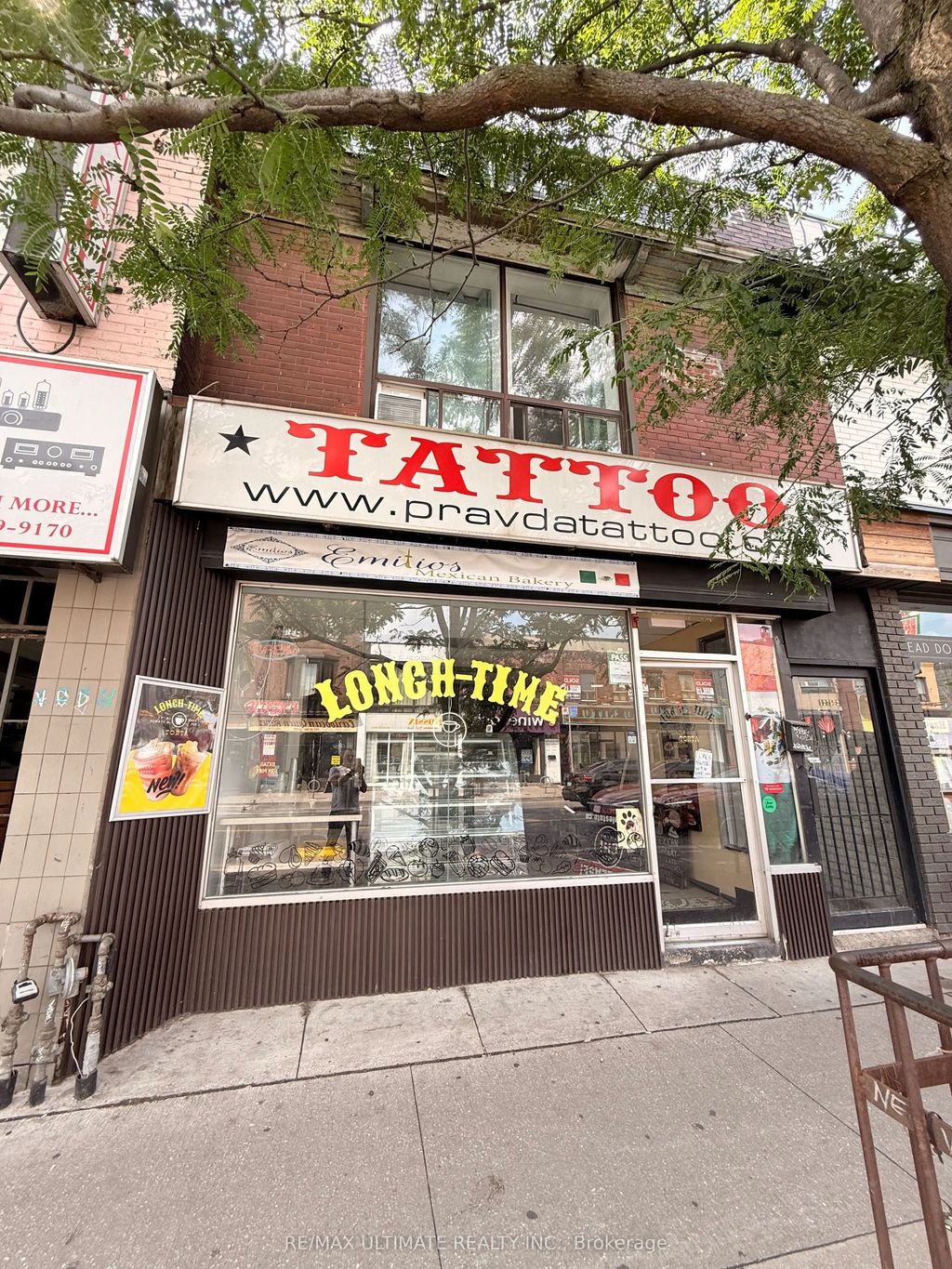 1275 Bloor Street W, Toronto C01
