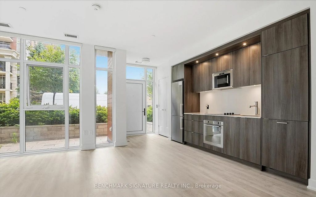 30 Inn On The Park Drive 206, Toronto C13