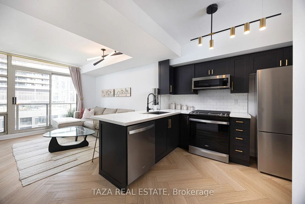 10 Navy Wharf Court 1705, Toronto C01
