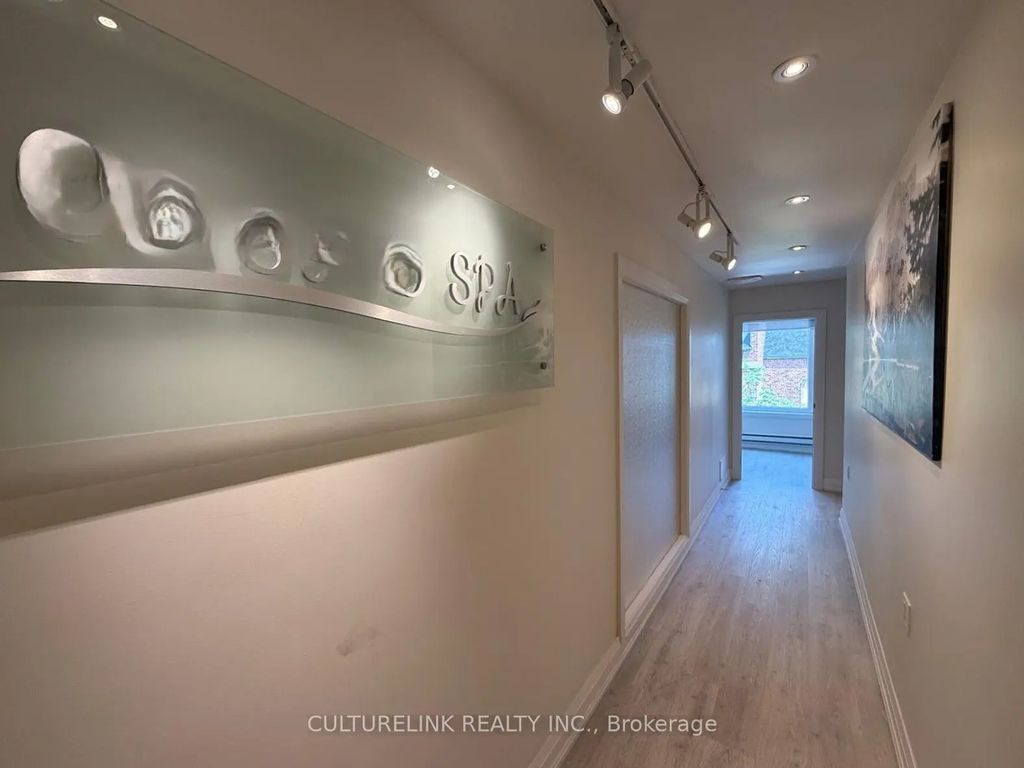 5509 Yonge Street Rear 2nd & 3rd Floor, Toronto C14