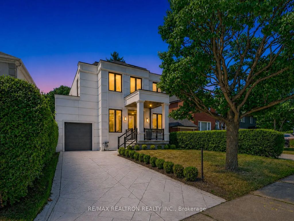303 Ridley Boulevard, Toronto C07