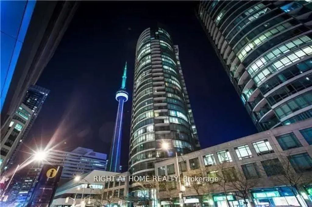 361 Front Street W 3205, Toronto C01