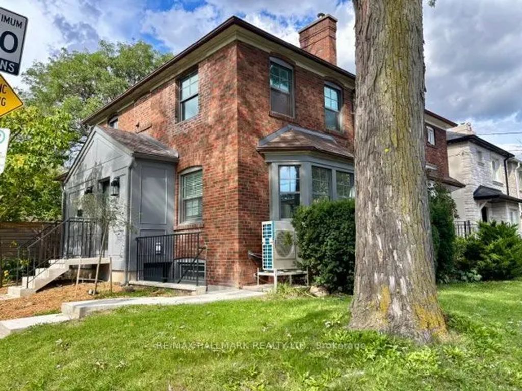 3 Whitewood Road Lower, Toronto C10
