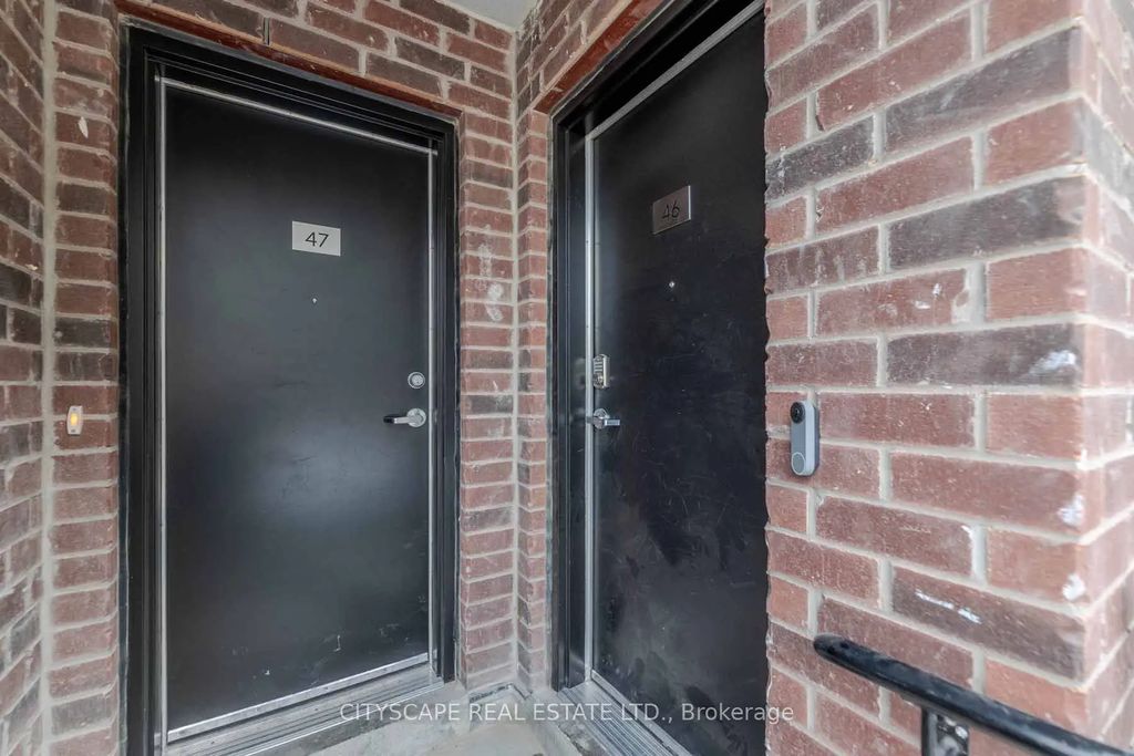 871 Sheppard Avenue W 46, Toronto C06