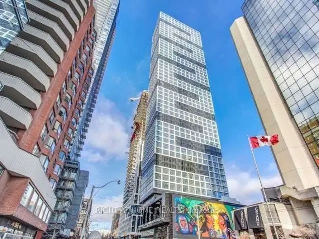 181 Dundas Street E 4608, Toronto C08