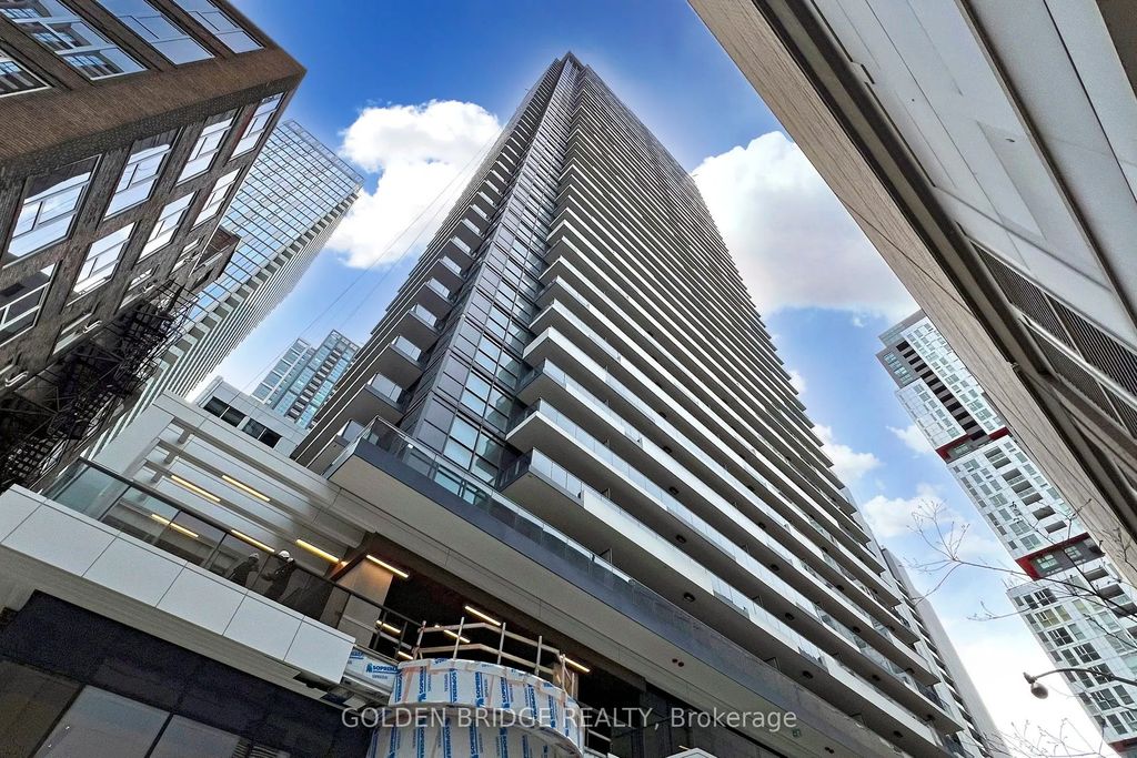 38 Widmer Street 4211, Toronto C01