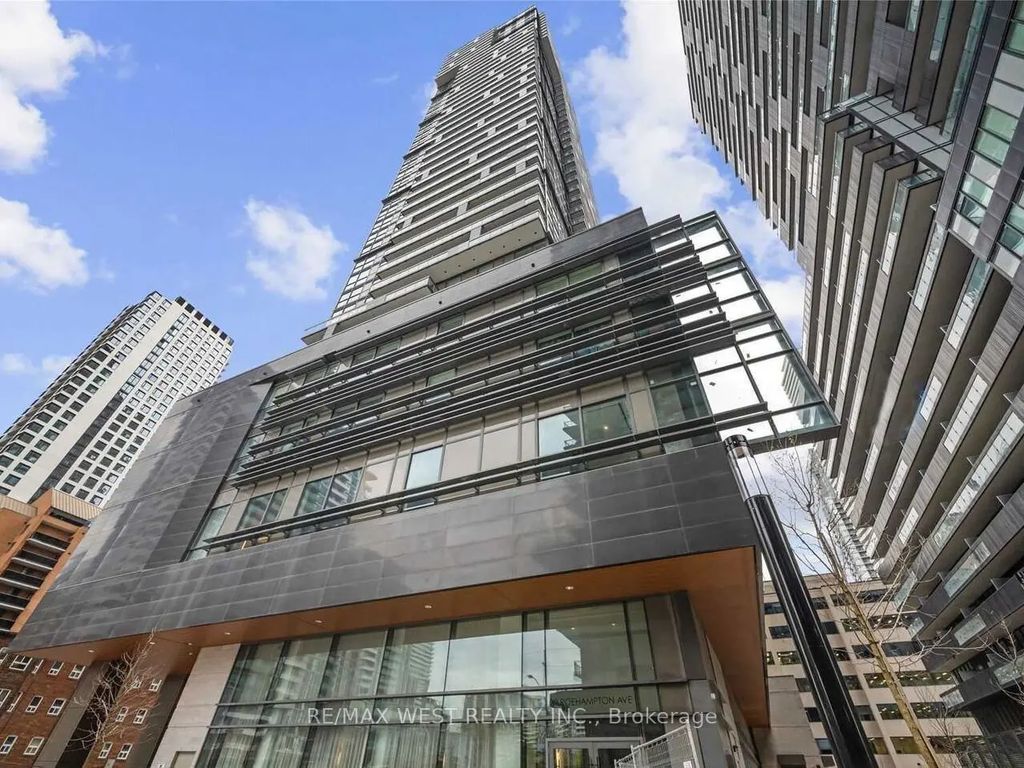 39 Roehampton Avenue 4603, Toronto C10