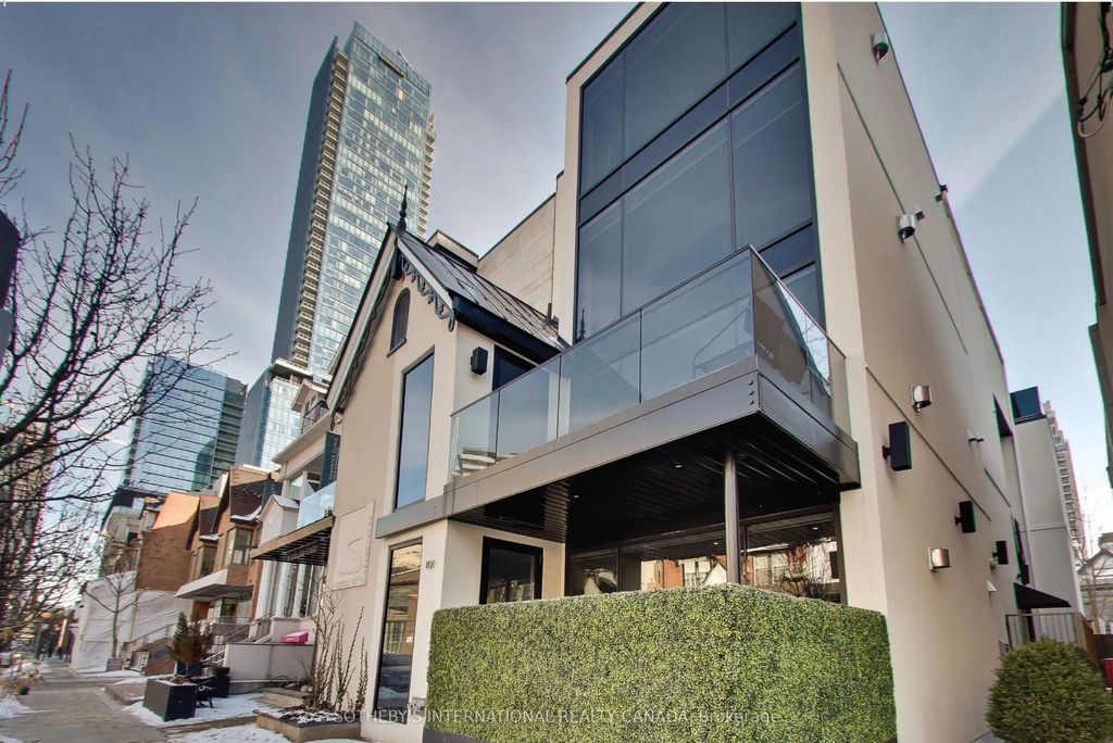 101 Scollard Street Second Floor, Toronto C02