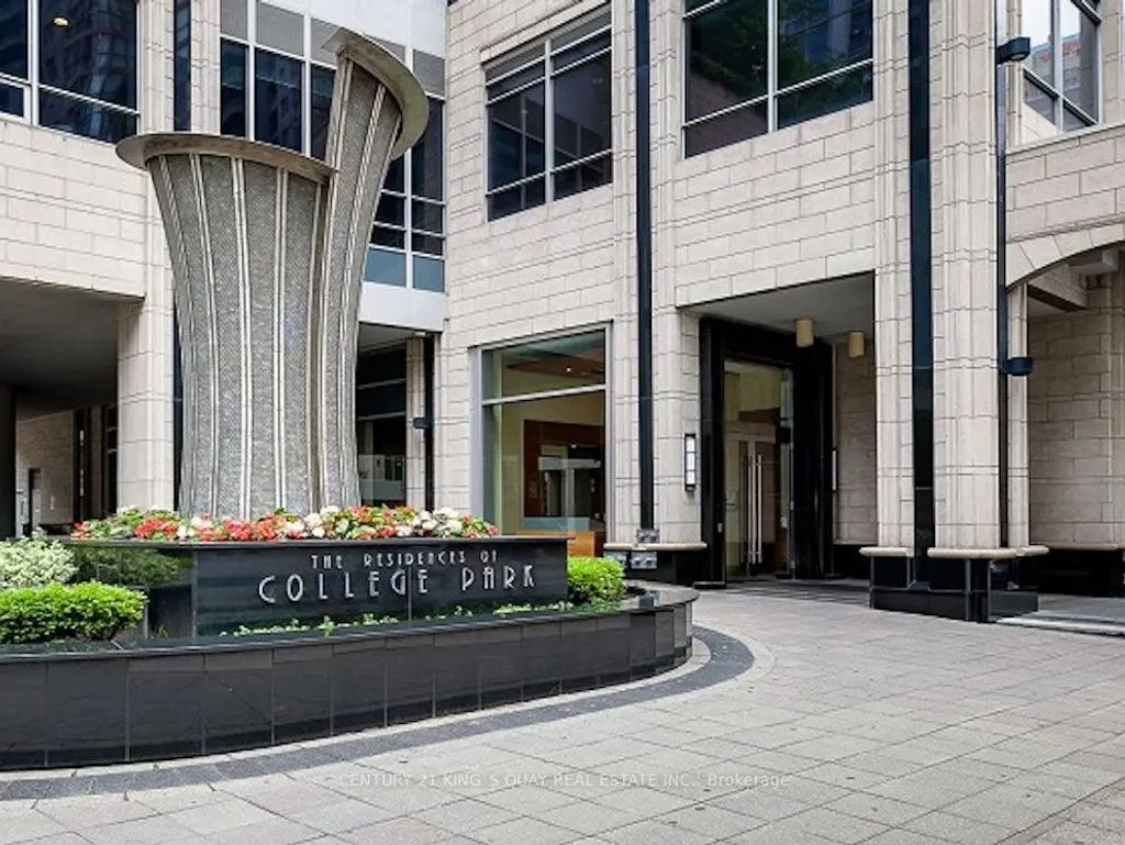 763 Bay Street 2714, Toronto C01