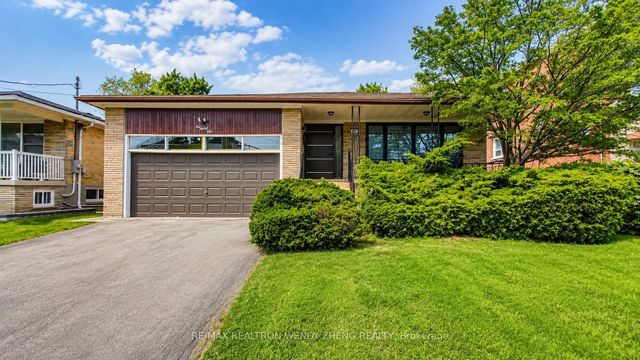 284 Wilmington Avenue Lower, Toronto C06