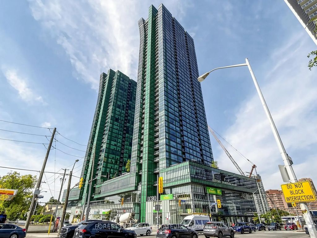 9 Bogert Avenue 2008, Toronto C07