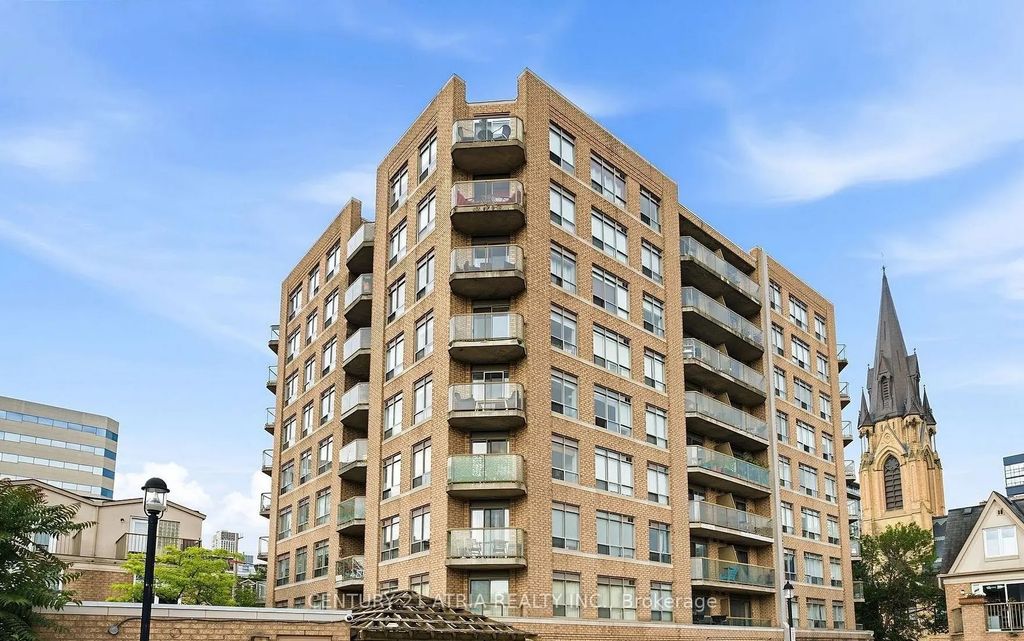 140 Bathurst Street 103, Toronto C01