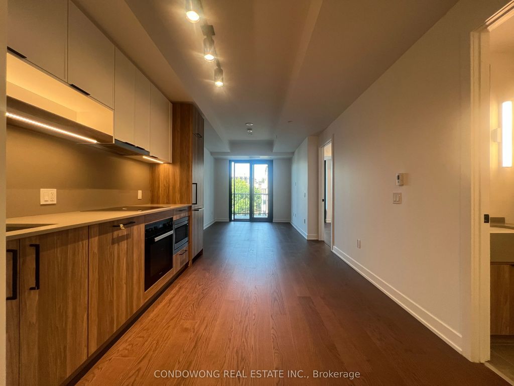 91 Montclair Avenue 720, Toronto C03